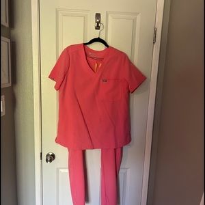 Fig scrub set size largeT